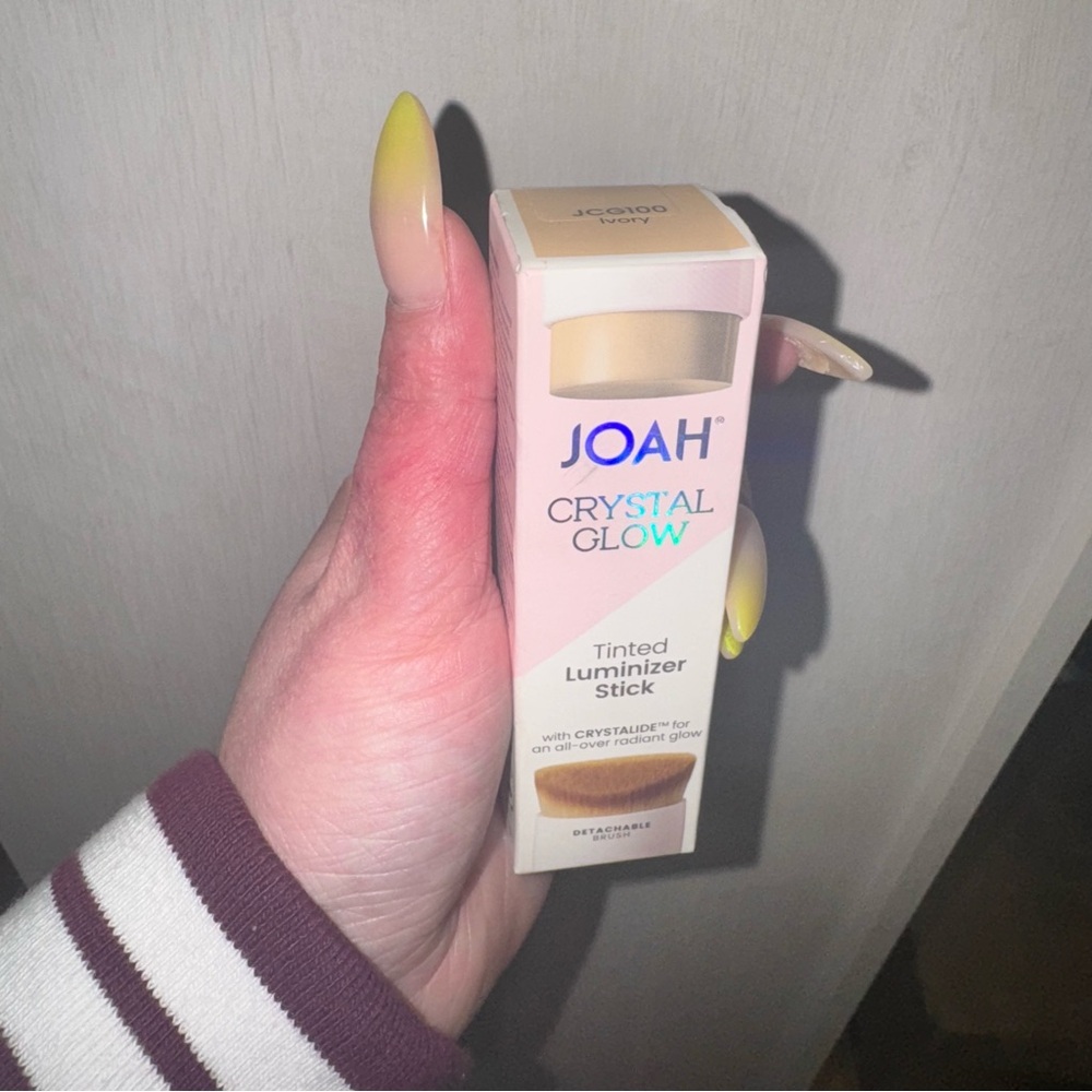 Joah crystal glow tinted stick